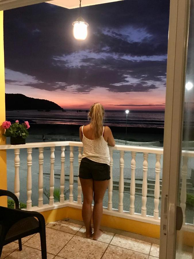 El Nido Boutique B&B Пуэрто-Лопес Экстерьер фото