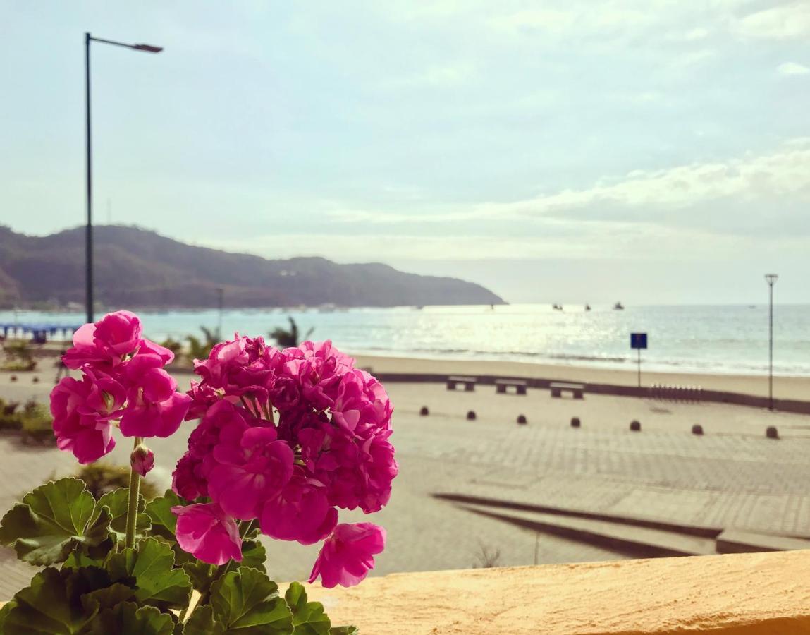 El Nido Boutique B&B Пуэрто-Лопес Экстерьер фото